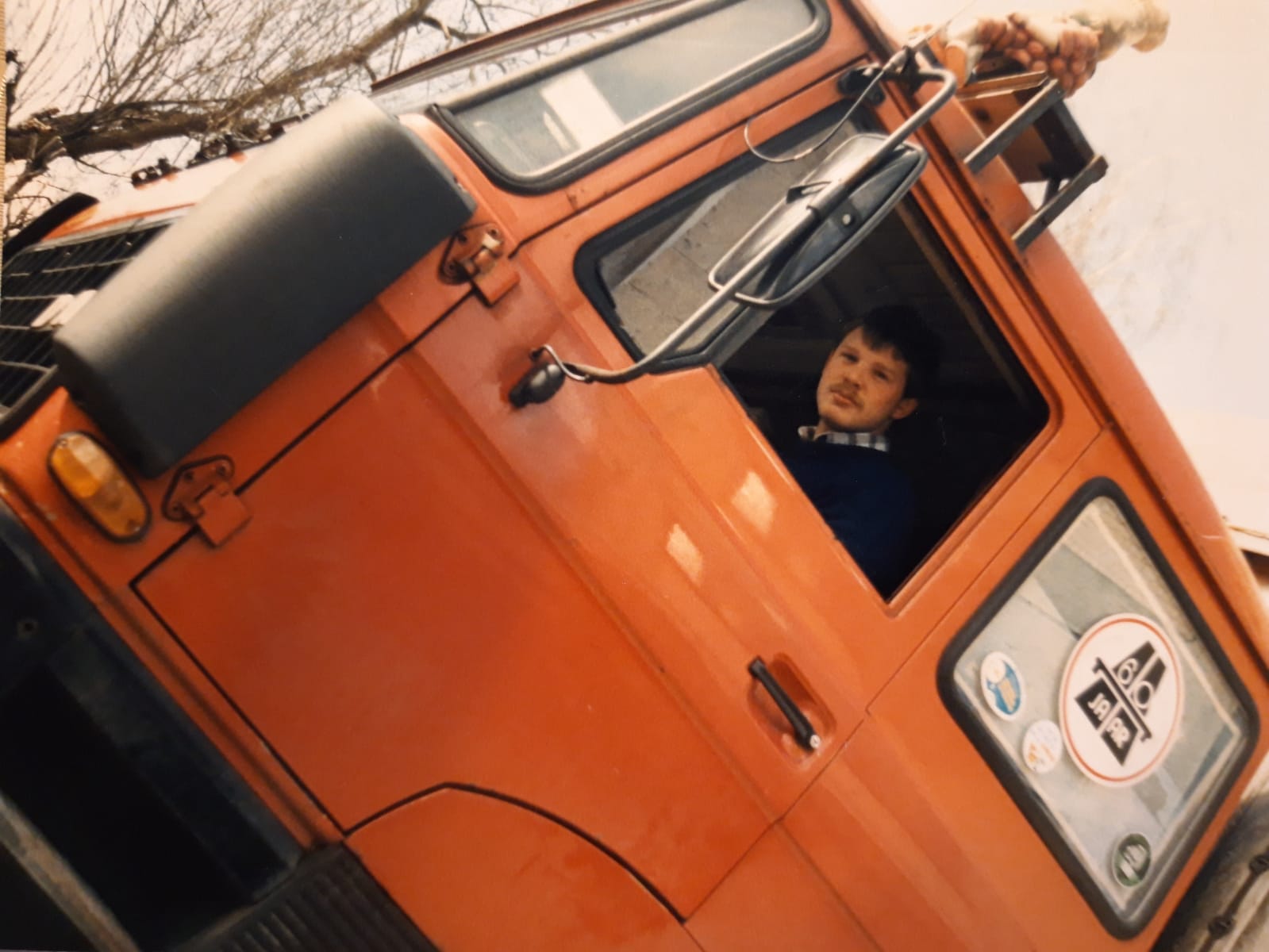 32VB63-1986