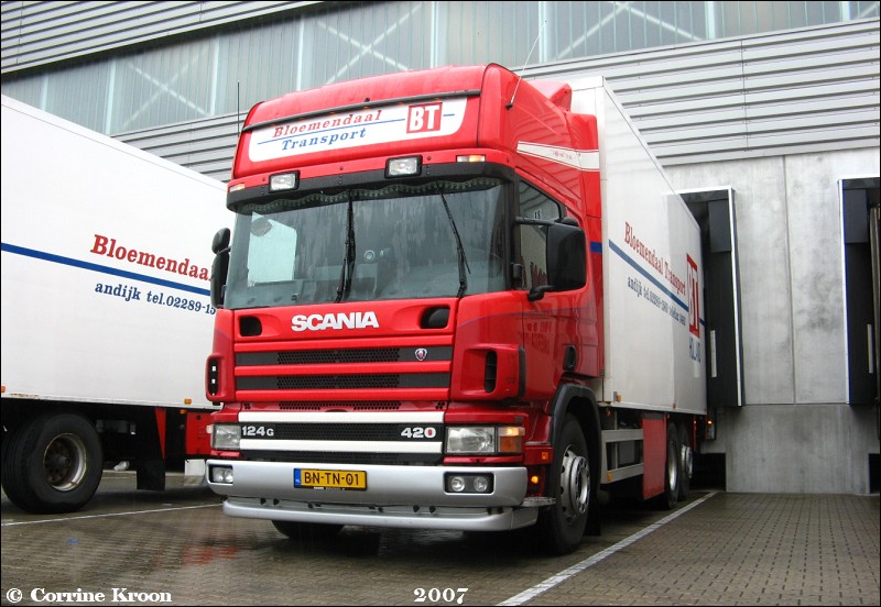 6315652